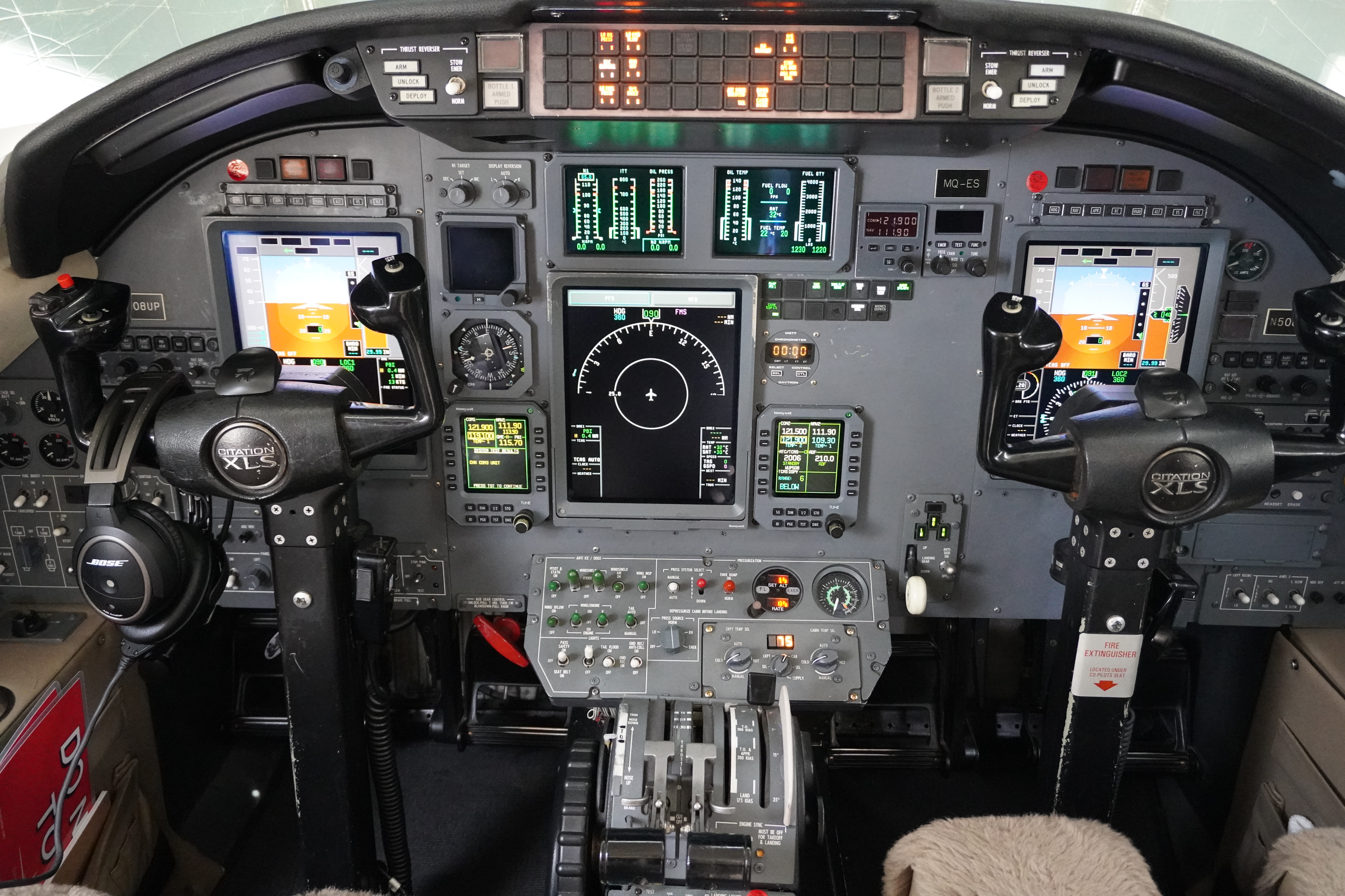 XLS SN 5546 Cockpit