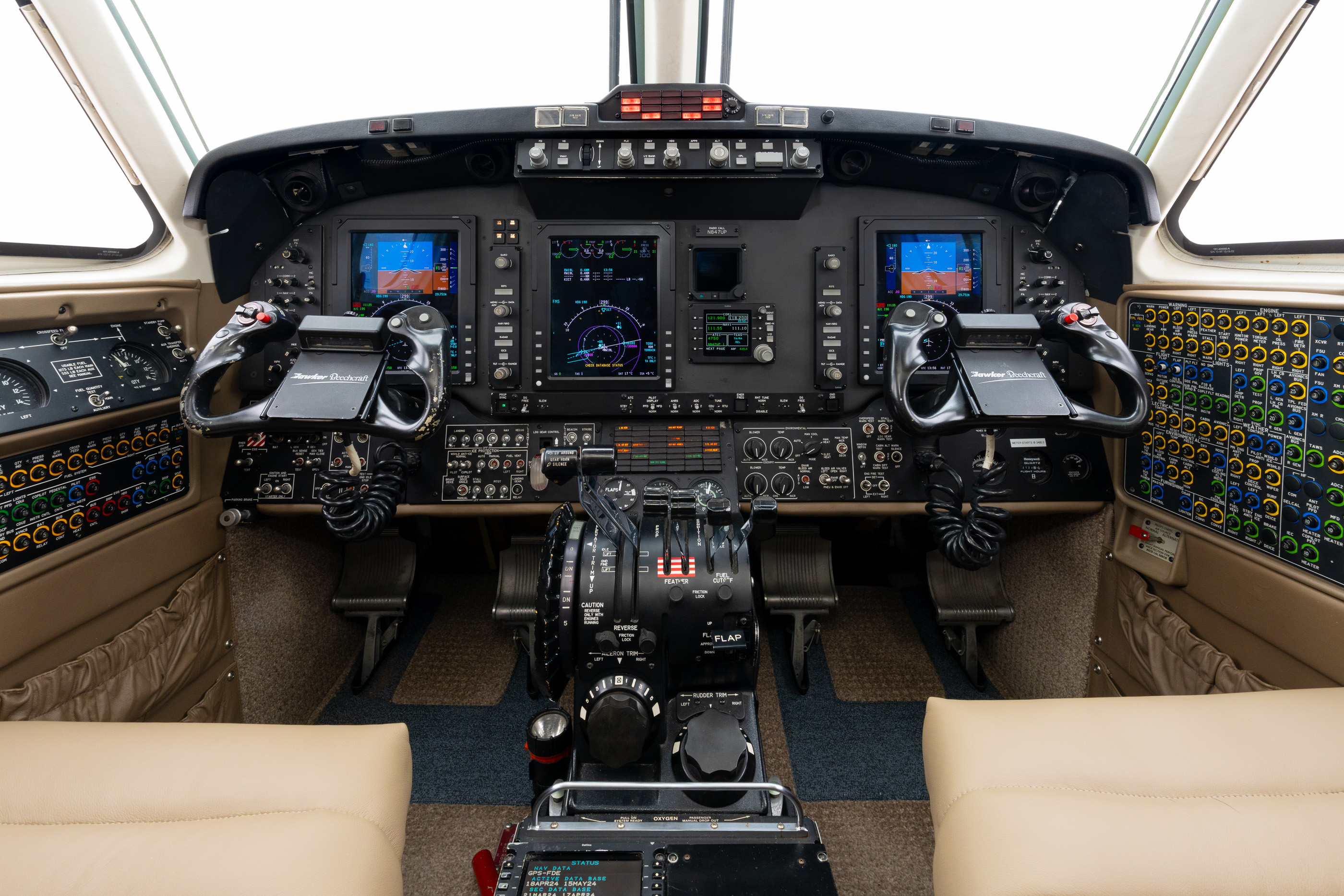 FL-1000 cockpit