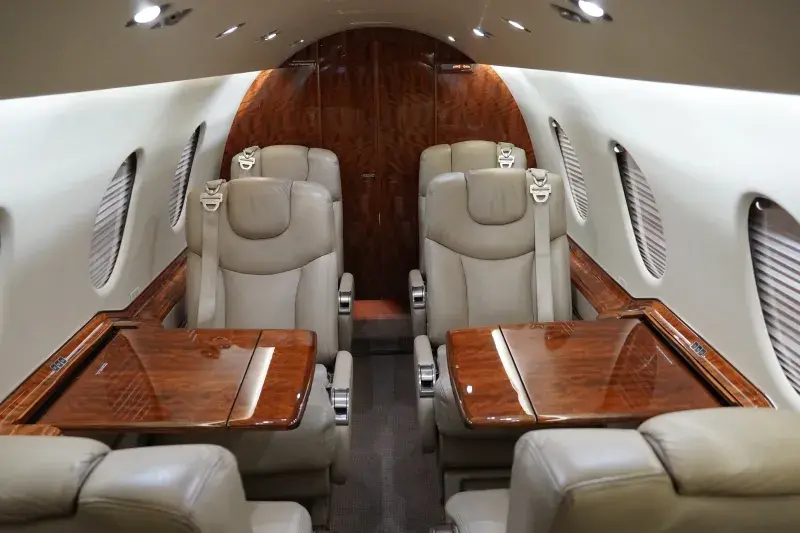 RK-381 interior seating