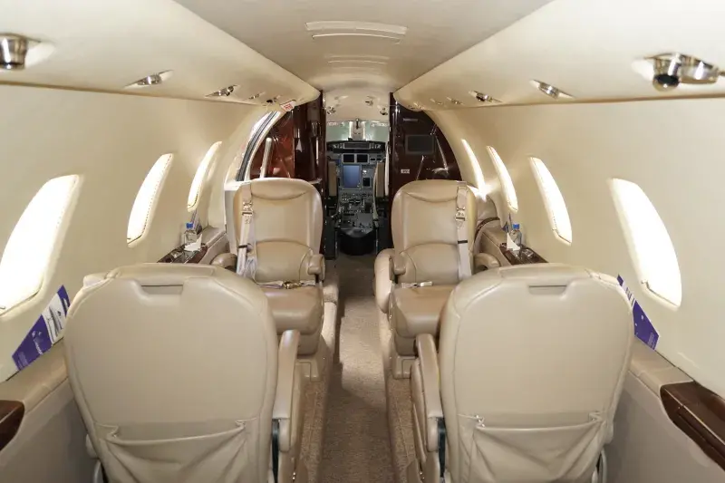 XLS SN 5546 Interior3